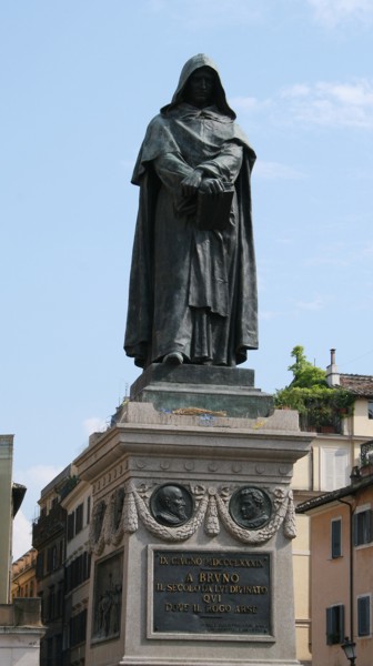 Rome_statue_Giordano_Bruno_Campo_dei_Fiori